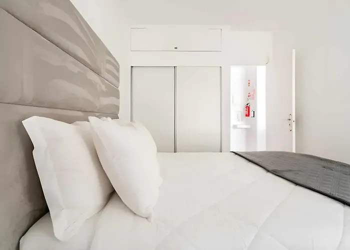 Apartment Timeless I *